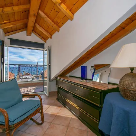 Attico Bellavista Mare Sea View Otel Alassio